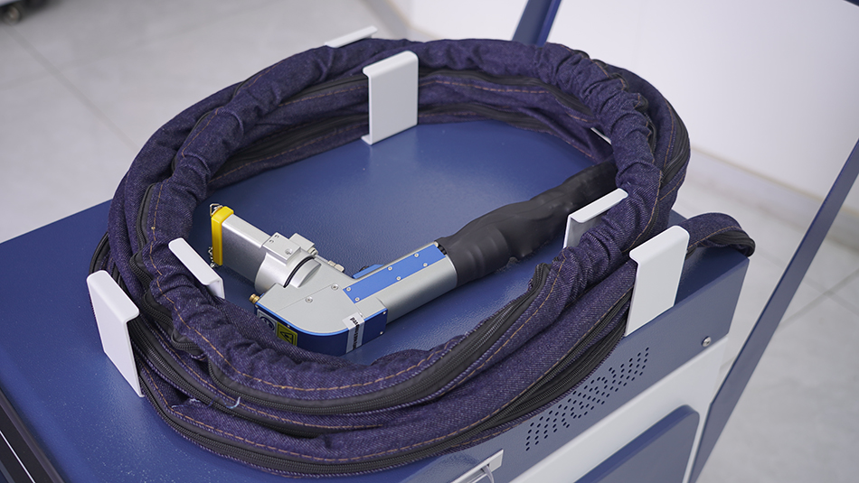 Direct Sales Industrial Laser  - Industrial Laser Rust Removal Machine 评论和价格